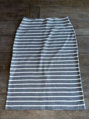 Old Navy Gray and White Striped Pencil Skirt
